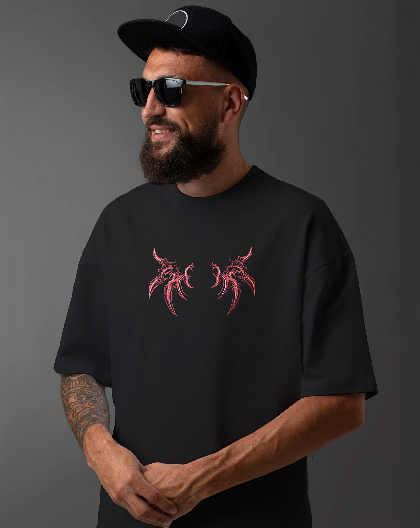 THE SWORD OVERSIZED STREETWEAR GRAPHIC TEE –