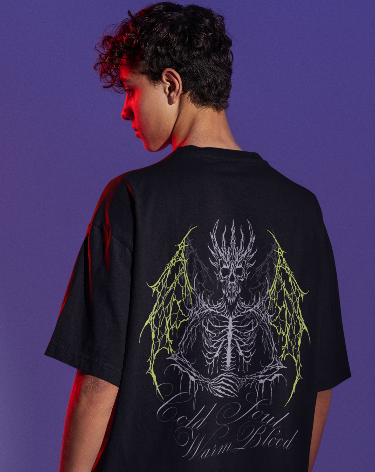 DEVIL WINGS OVERSIZE GRAPHIC T-SHIRT