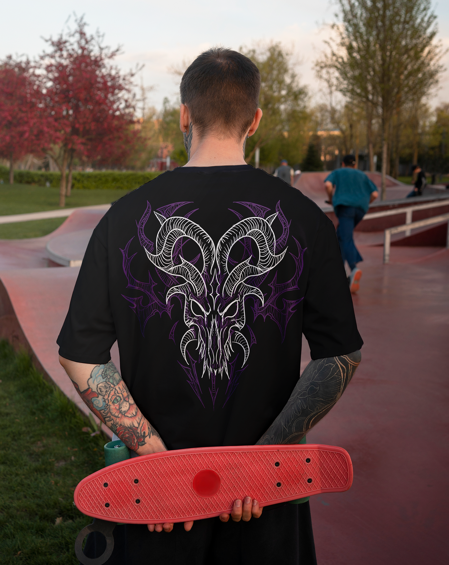 DRAGON OVERSIZE GRAPHIC TEE