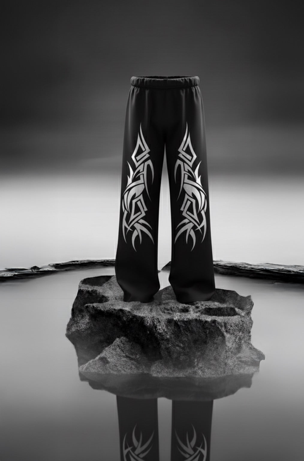 DARK REBEL FLAME SWEATPANTS